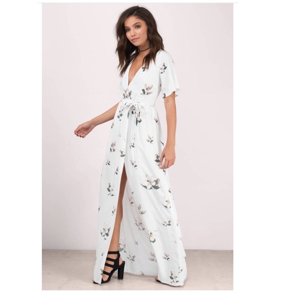 Tobi Dresses & Skirts - Dress Tobi Dresses & Skirts - Dress